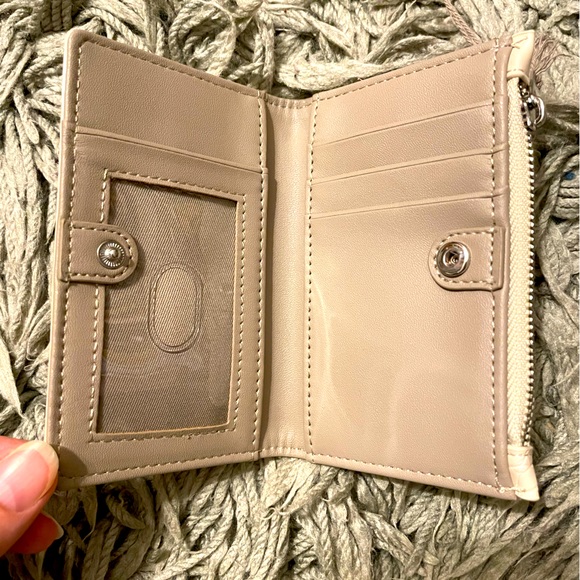 Wallet - Picture 2 of 2